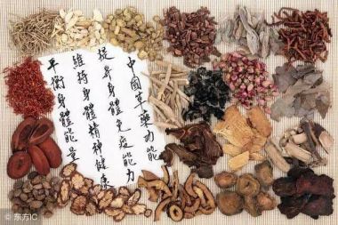 《百年丰碑》了不起的中医—刘经仁