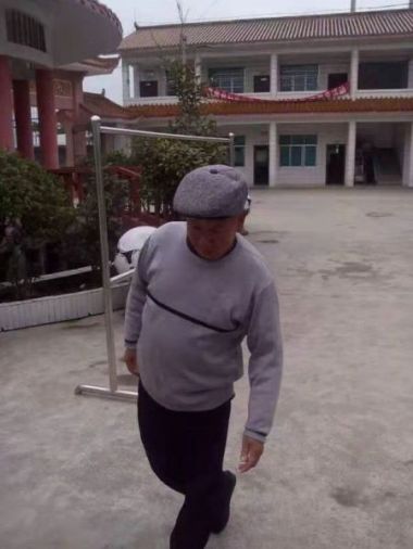 喜迎二十大 奋进新征程——李义章