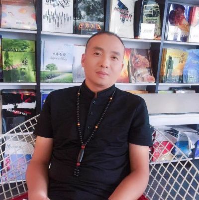 承千年文化  扬中医德馨 访北京君松堂中医医学研究院院长---李雄军