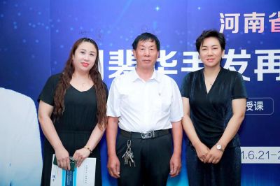 贯彻落实两会精神 特别报道新乡市毛囊加密.毛发再生.种植头发专家—郜义祥